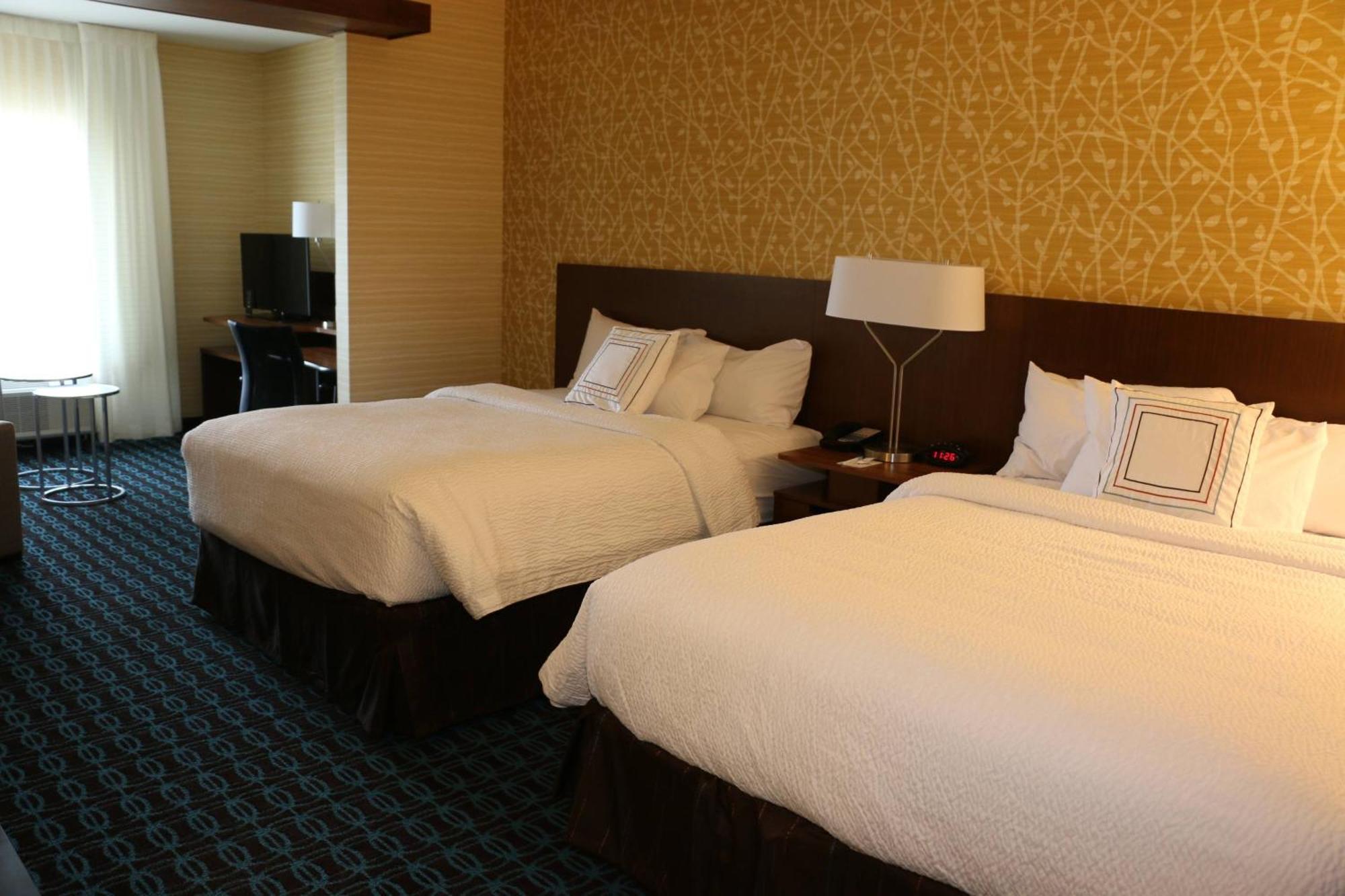 Fairfield Inn & Suites By Marriott Боулинг-Грин Экстерьер фото